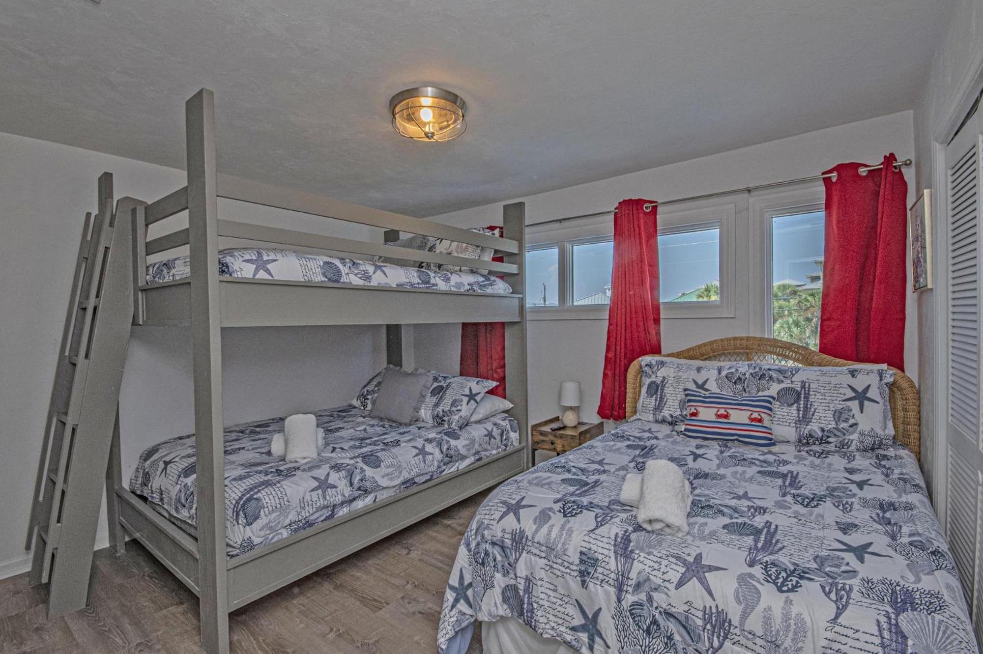 فيلا Dolphins Point - West End - Sleeps 12! بنما سيتي بيتش المظهر الخارجي الصورة